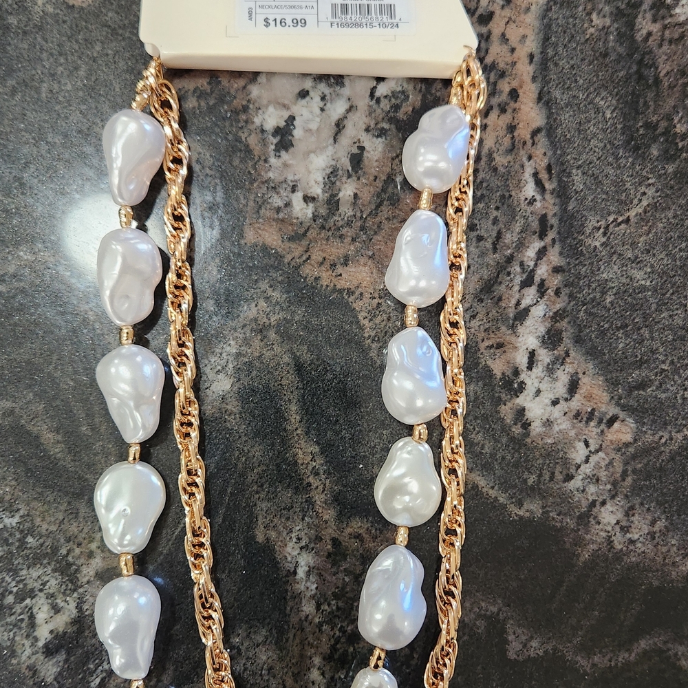 a new day Gold and Cream Necklace - Picture 3 of 3
